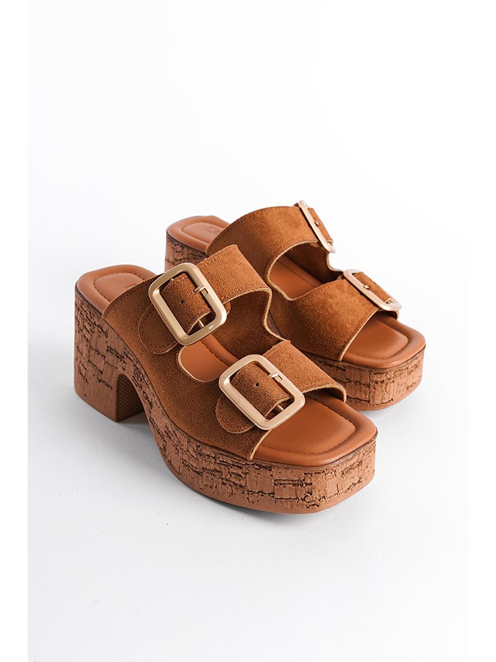 Kahverengi Mantar Platform Tabanlı Çift  Bantlı Tokalı Kadın Terlik