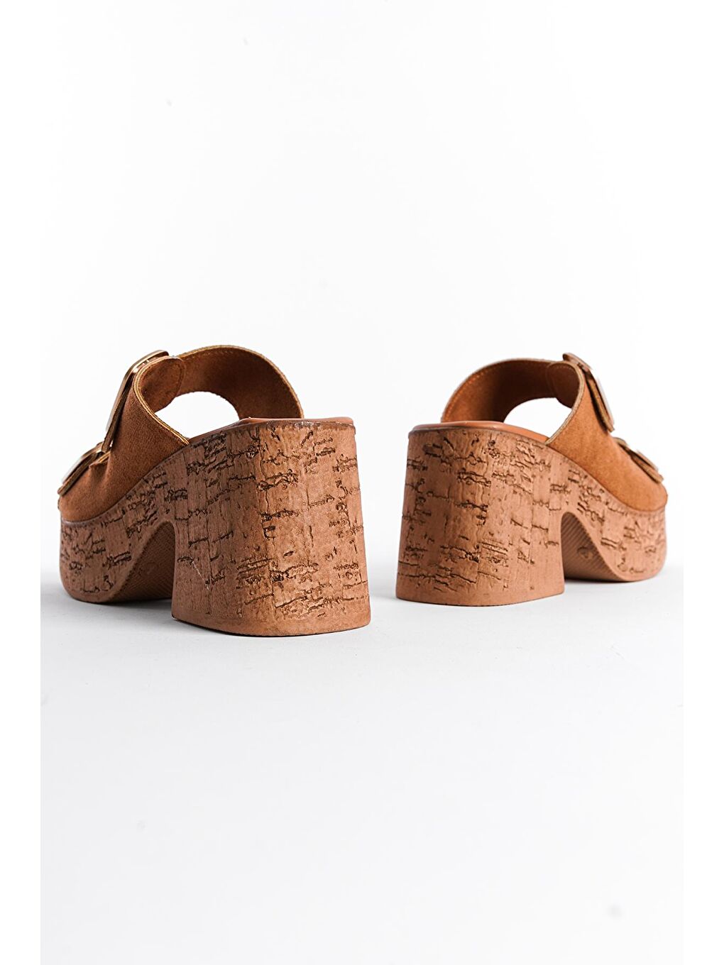 Kahverengi Mantar Platform Tabanlı Çift  Bantlı Tokalı Kadın Terlik-2