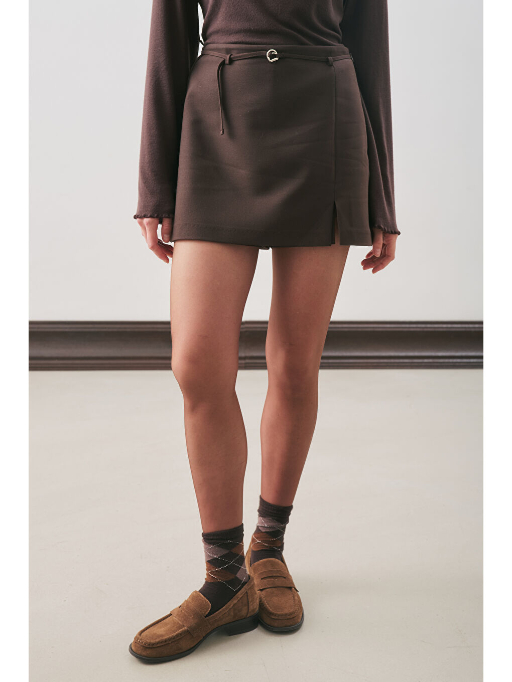 Kahverengi Kemer Detaylı Mini Etek Acı Kahve-4