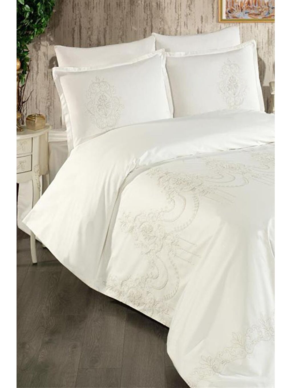 Sarı Calina Nakışlı %100 Pamuk Çift Kişilik Nevresim Takımı Altın