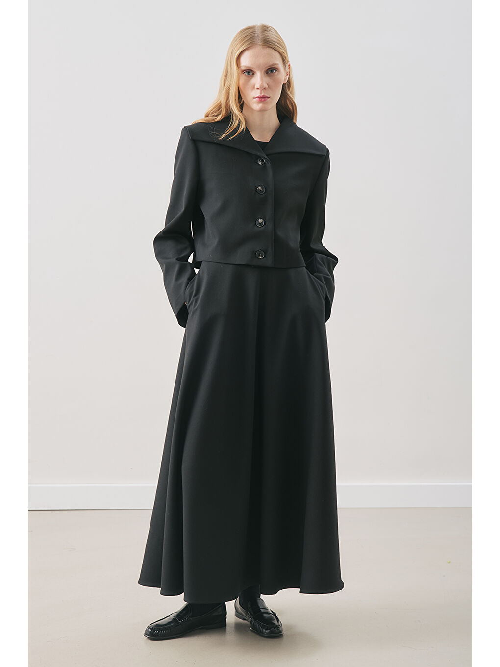 Kemer Detaylı Kloş Etek Siyah-2