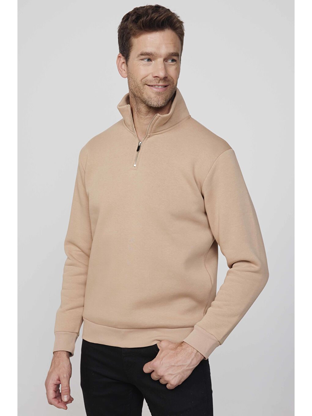 Bej Unisex Relax Fit Rahat Kesim Pamuklu İçi Polarlı Yarım Fermuarlı Taş Renk Dik Yaka Sweatshirt-2