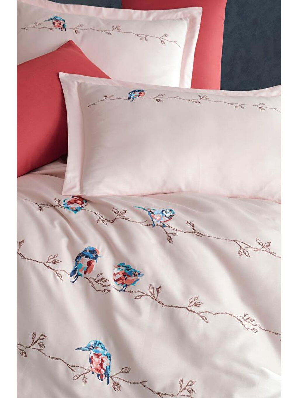 Ekru Vogel Nakışlı %100 Pamuk Saten Çift Kişilik Nevresim Takımı-2