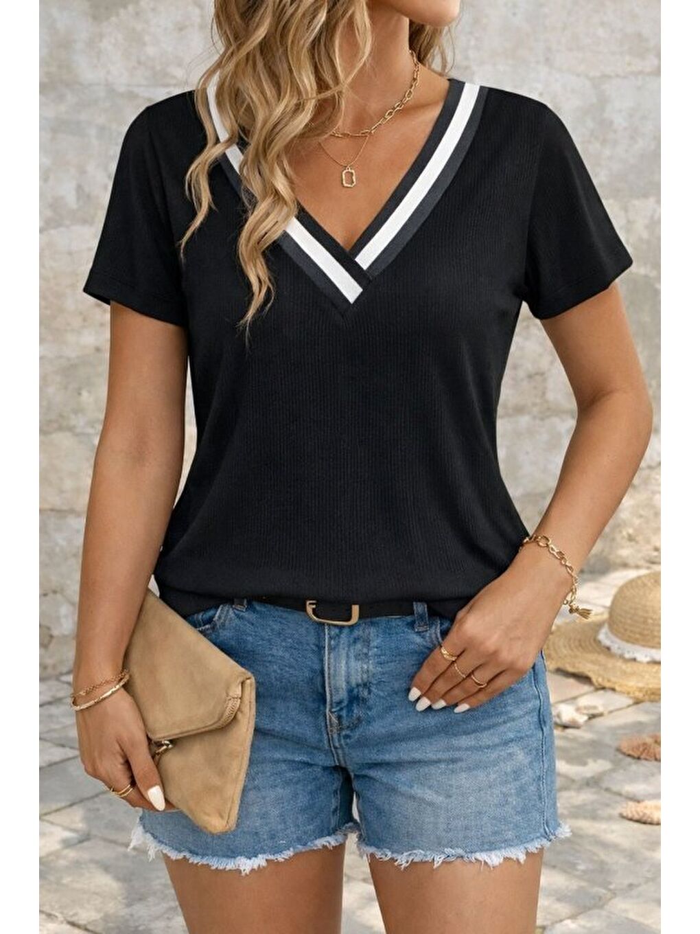 Siyah Kadın Kısa Kollu V Yakalı Bürümcük Bluz