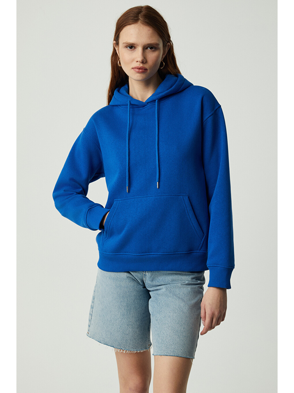 Mavi Adel Kadın Organik Pamuklu Içi Polarlı Yumuşacık Relaxed Kanguru Cepli Kapüşonlu SAKS Sweatshirt