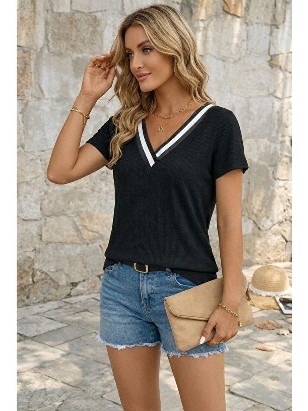 Siyah Kadın Kısa Kollu V Yakalı Bürümcük Bluz-1