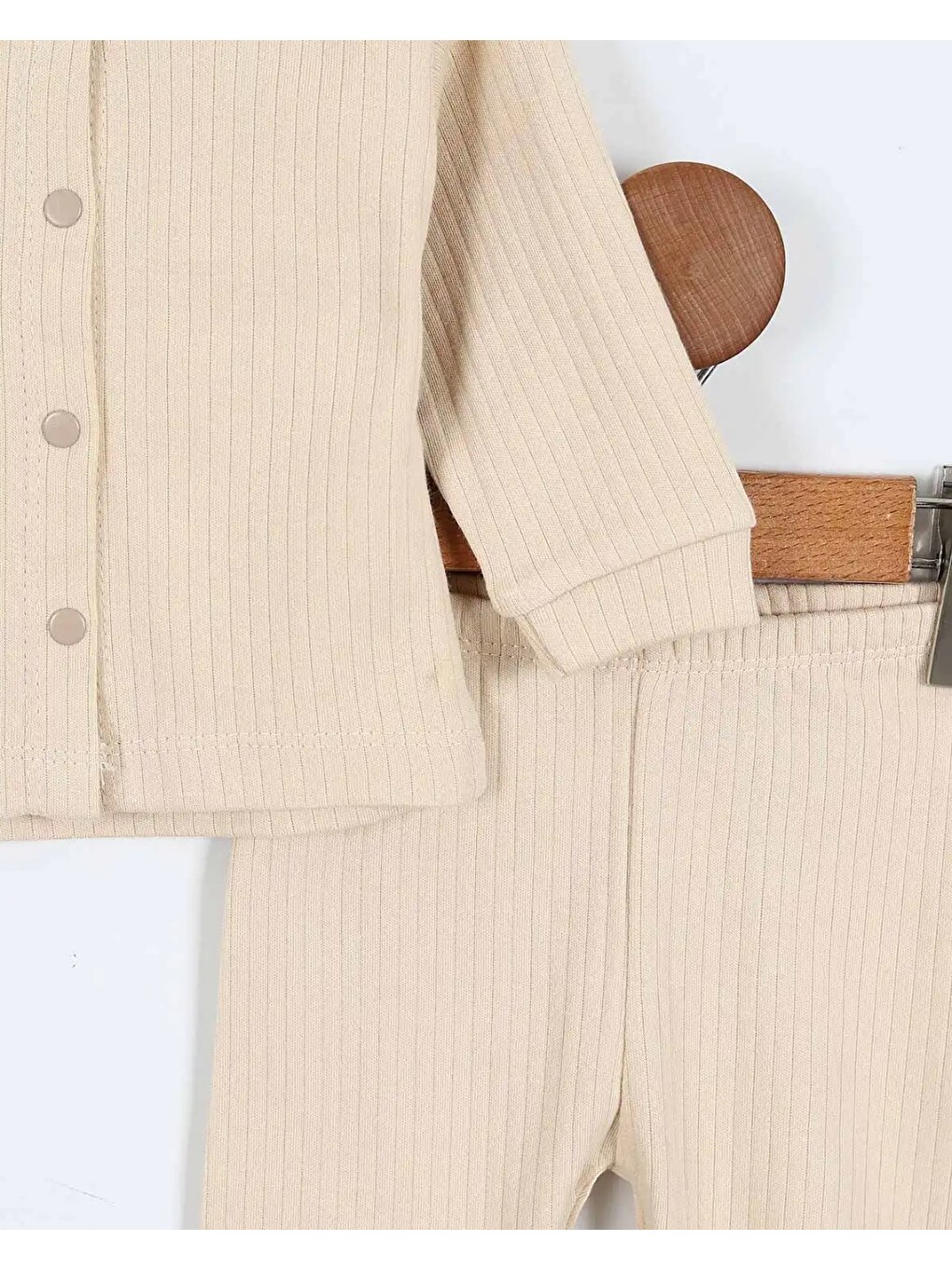 Bej Çıtçıtlı %100 Pamuk Yenidoğan Fitilli Alt Üst Pijama Takım-3