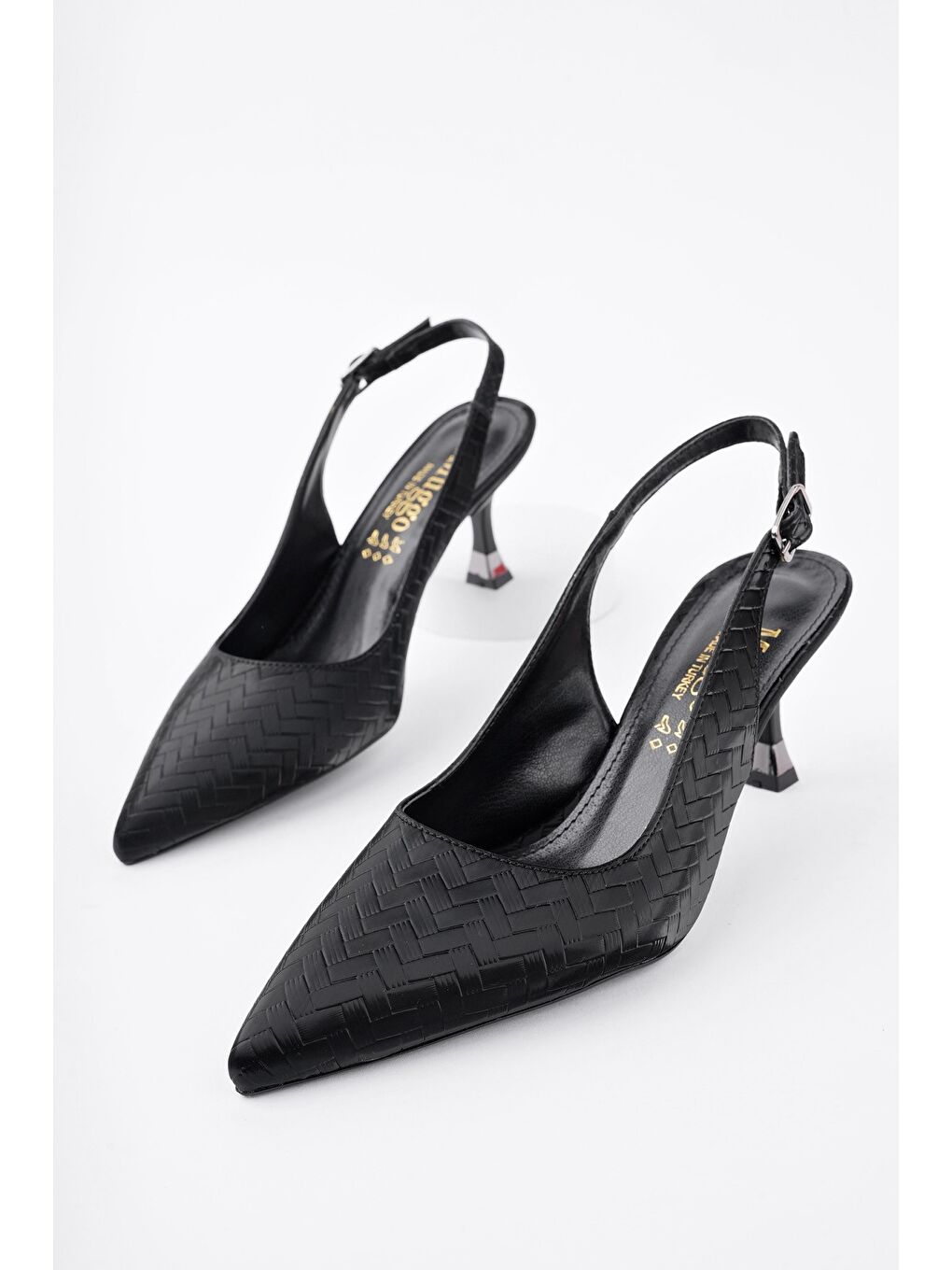 Siyah SUNG Sivri Burun Arkası Açık Günlük Klasik Kadın Topuklu Ayakkabı-1