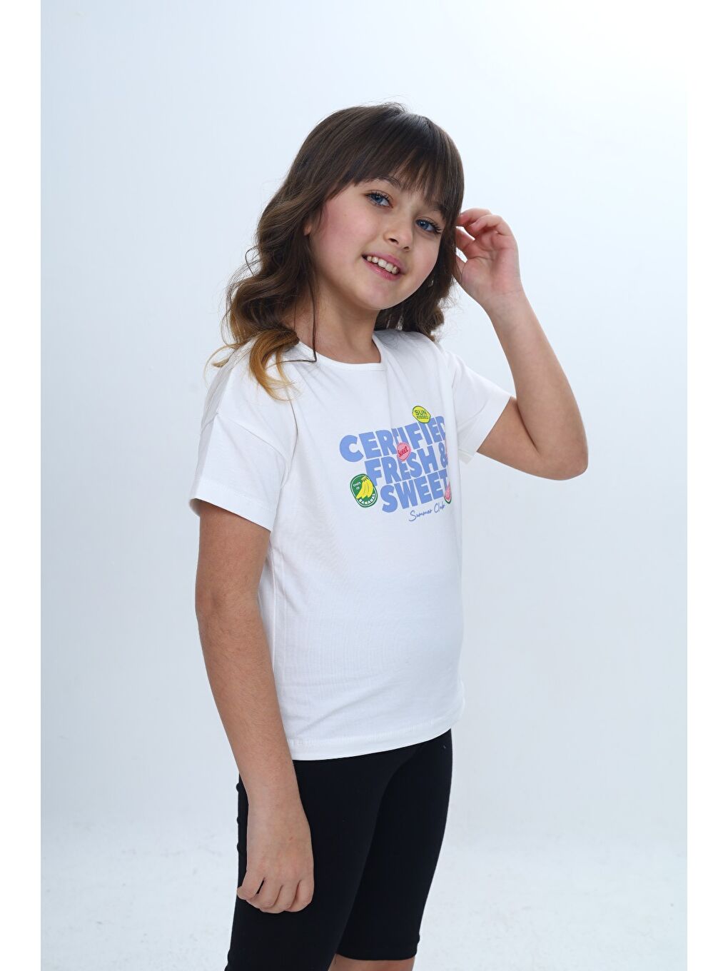 Ekru Kız Çocuk Bisiklet Yaka Düşük Omuz Kısa Kollu Baskılı Tişört 24976-2