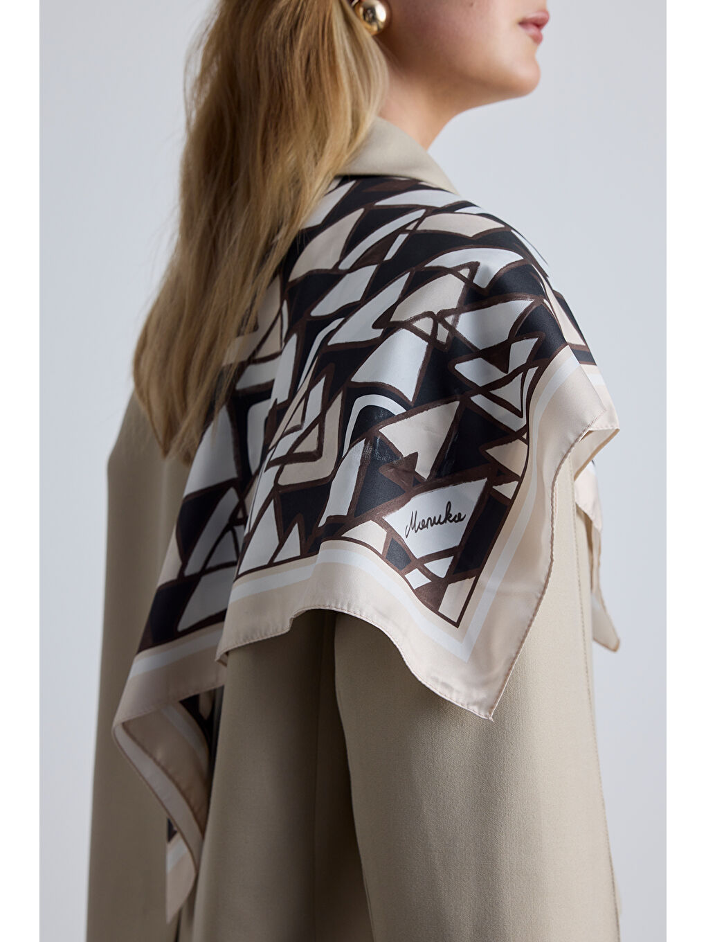 Kahverengi Desenli Saten Boyun Fuları Mılano- Kahve-1