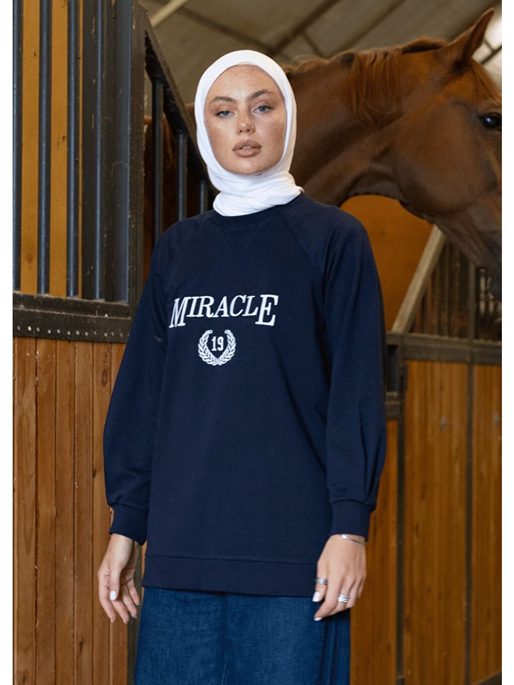 Lacivert Sweatshirt Miracle 19-2