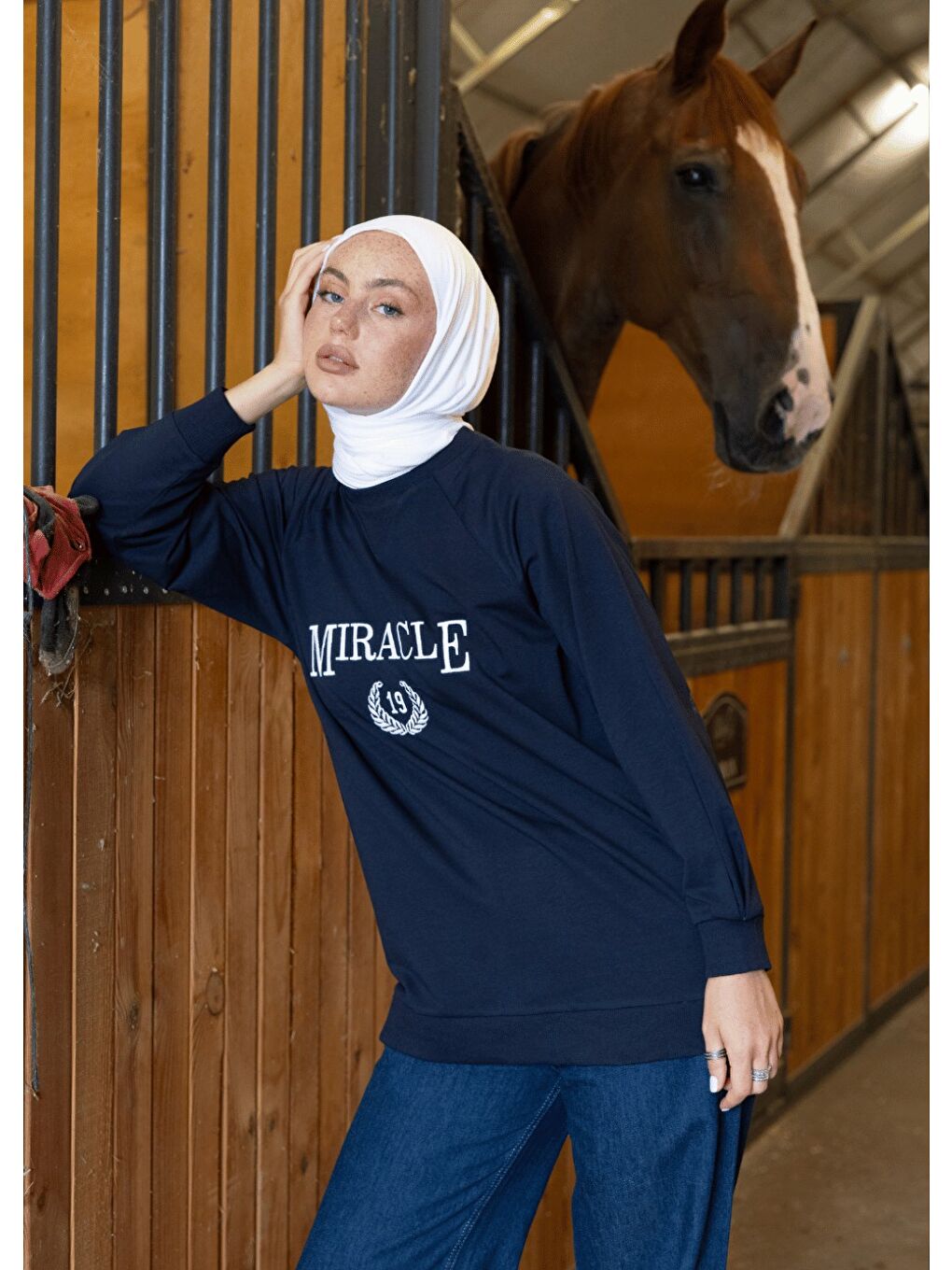 Lacivert Sweatshirt Miracle 19-3