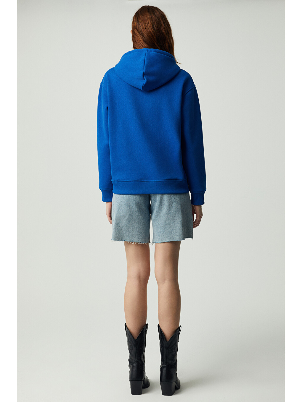Mavi Adel Kadın Organik Pamuklu Içi Polarlı Yumuşacık Relaxed Kanguru Cepli Kapüşonlu SAKS Sweatshirt-4