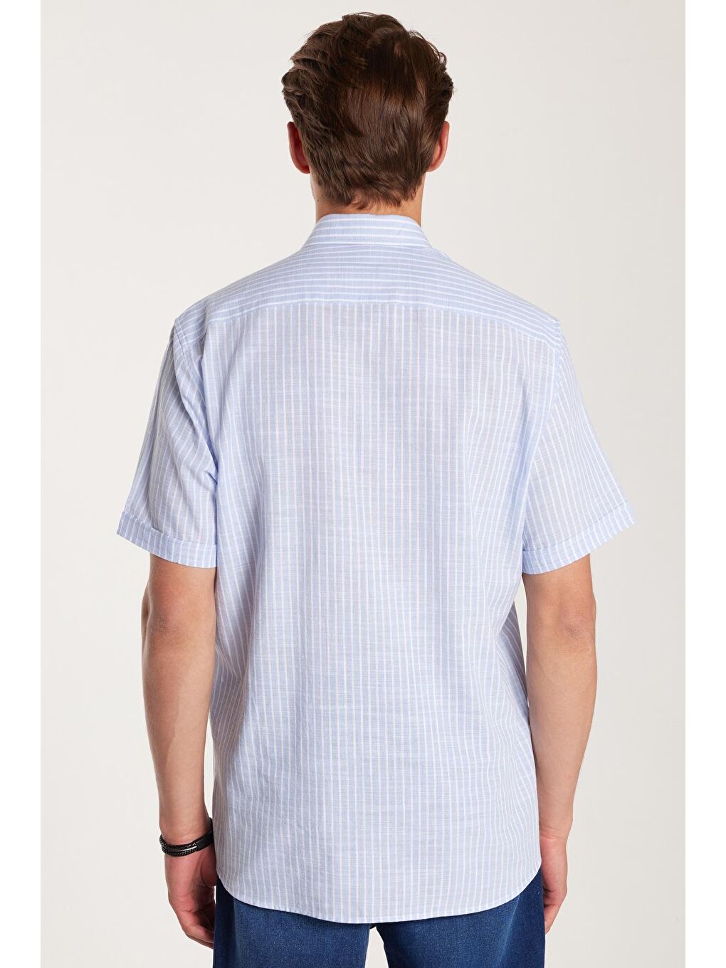 Erkek Regular Fit Klasik Kesim %100 Pamuk Kısa Kollu Keten Doku Tek Cepli Çizgili Mavi Gömlek-4