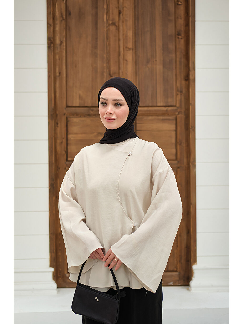 Ekru Kadın Yandan Düğmeli İçten Bağlama Detay Gömlek Krem-4