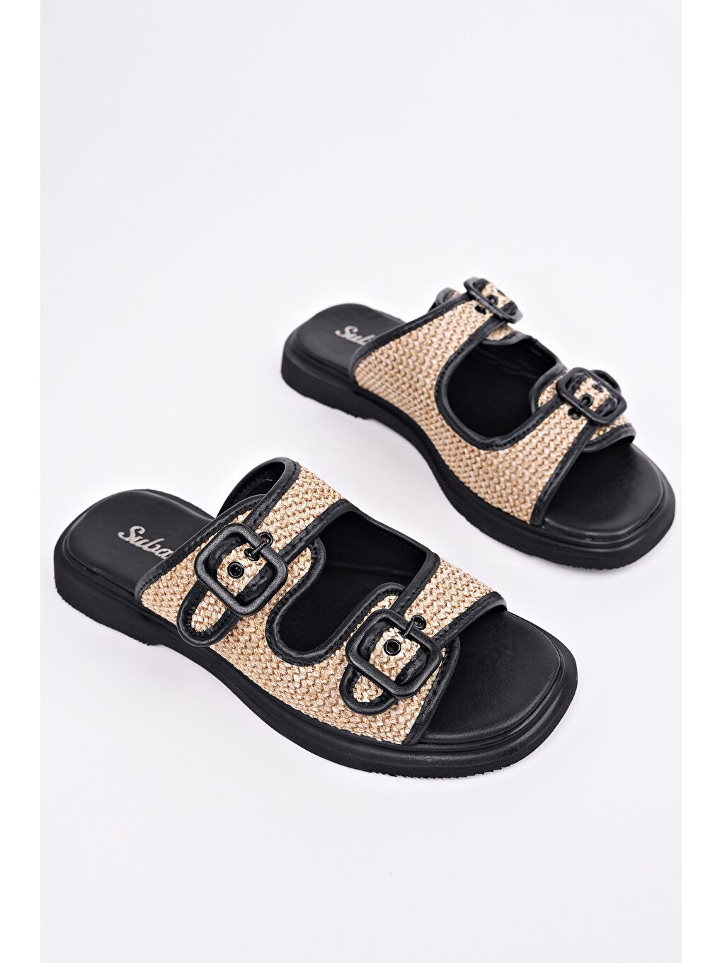 Siyah SARLE Çift Bantlı Ayarlanabilir Kemerli Kadın Günlük Hasır Terlik