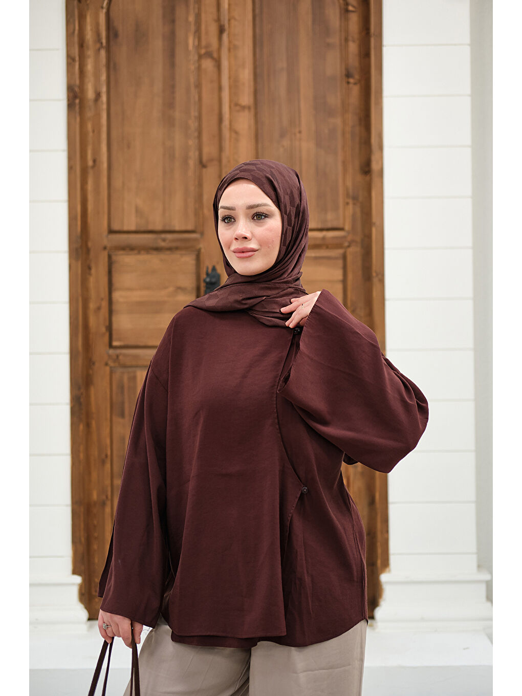 Kadın Yandan Düğmeli İçten Bağlama Detay Gömlek Mürdüm-3