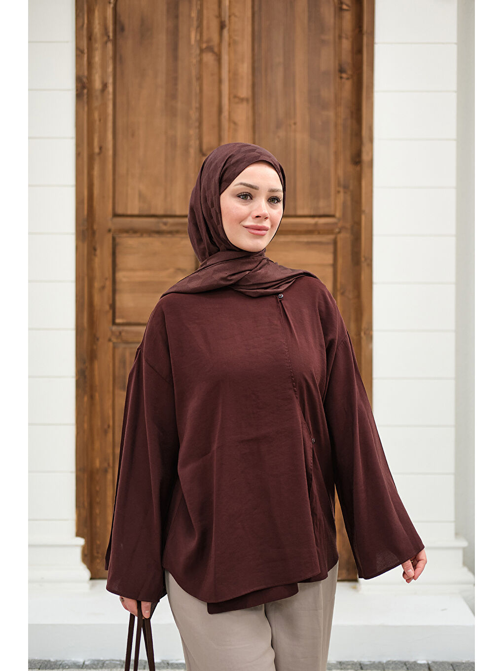 Kadın Yandan Düğmeli İçten Bağlama Detay Gömlek Mürdüm-4