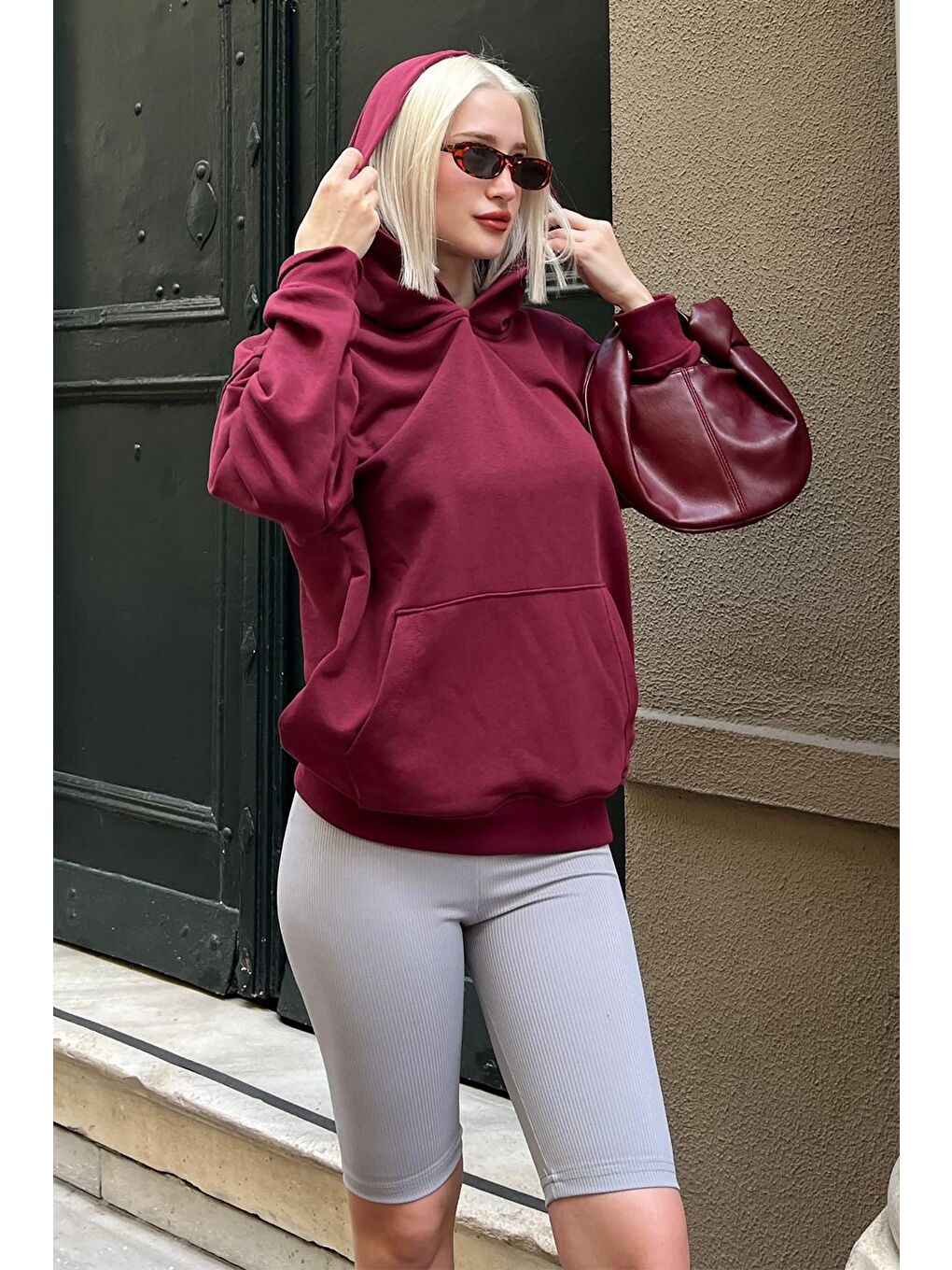 Bordo Kapüşonlu Oversize Cepli Sweatshirt Mg2207