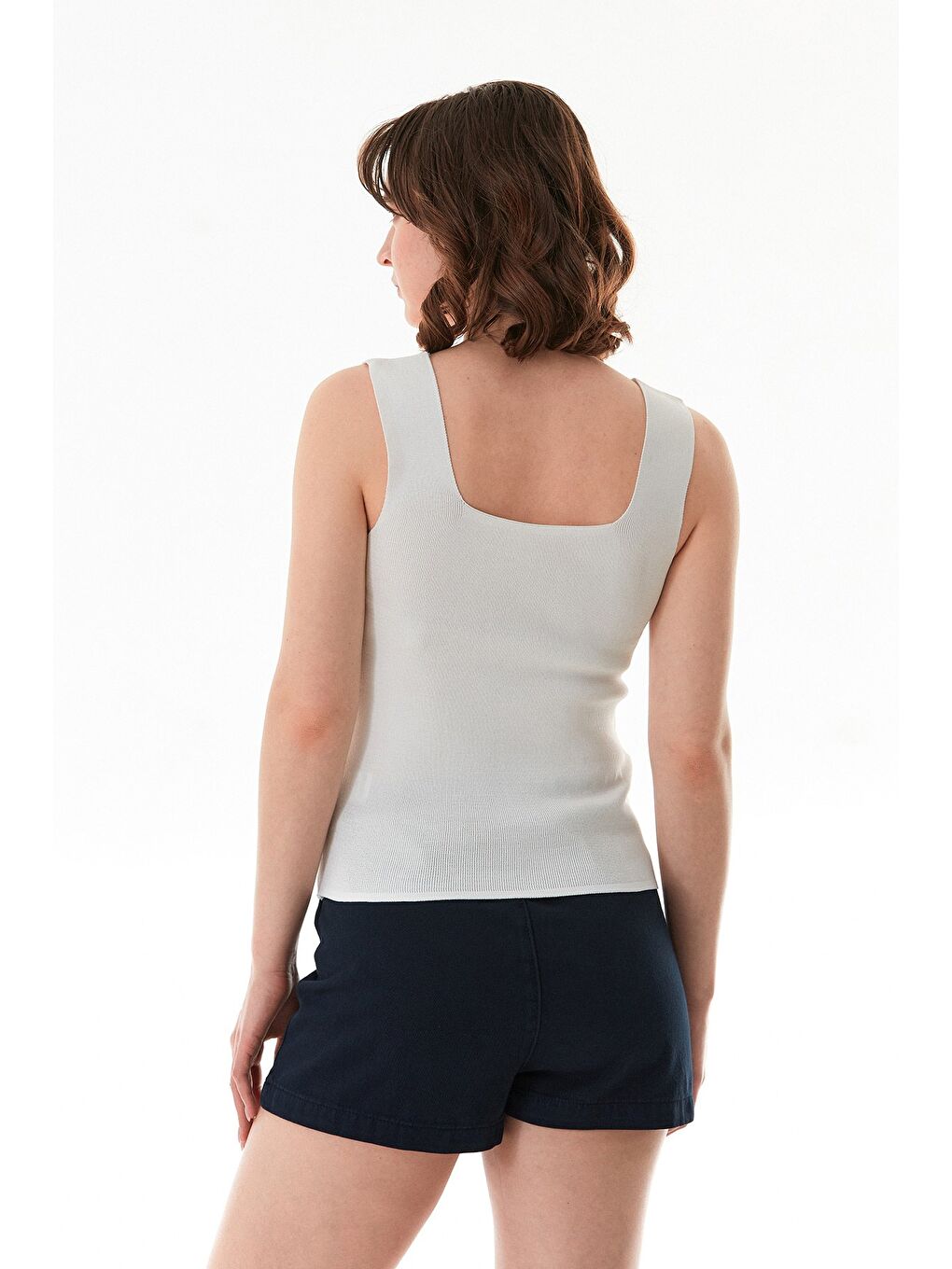 Beyaz Basic Kare Yaka Triko Bluz-2