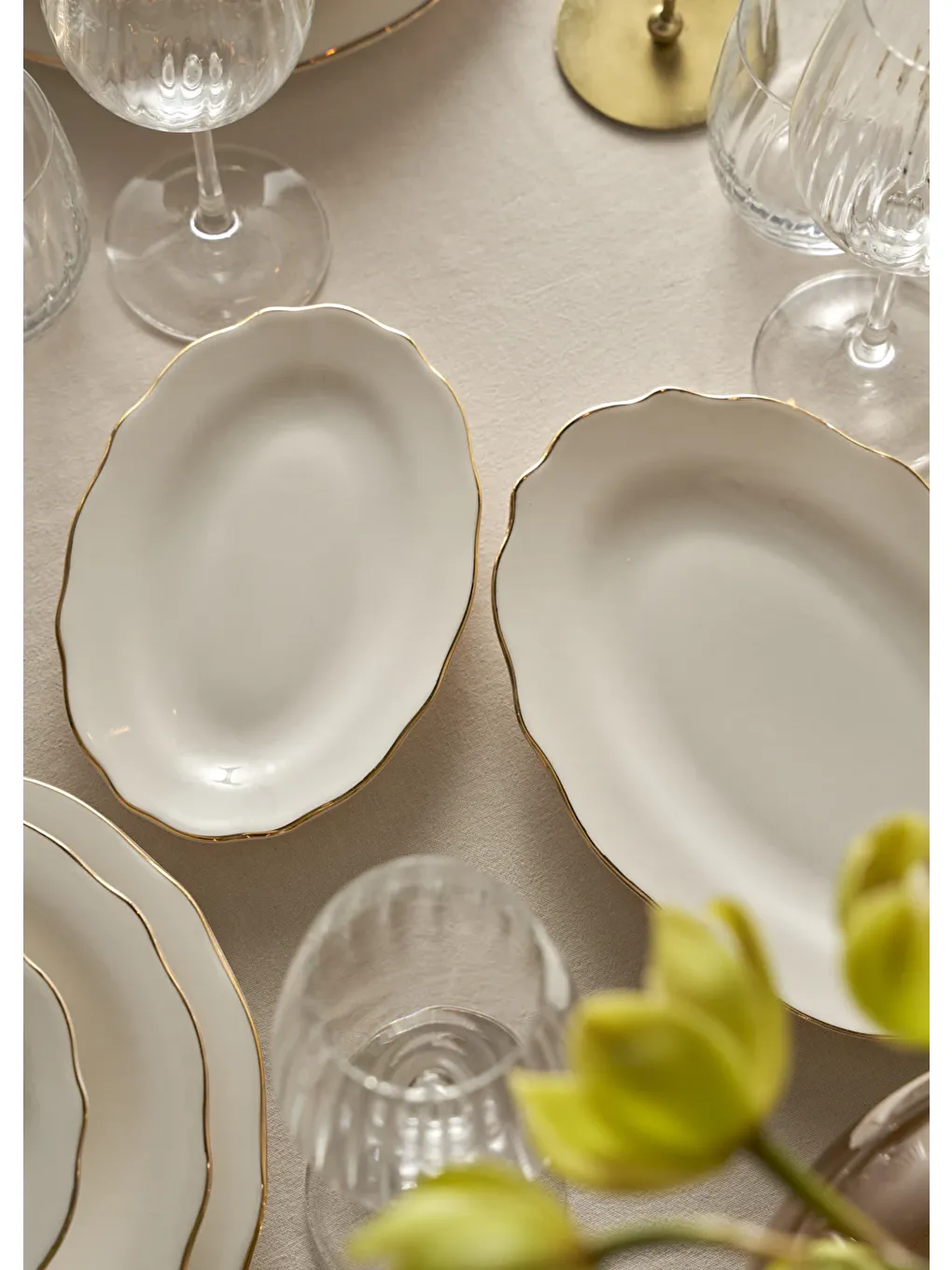 Sarı Victoria Porselen Sunum Tabağı Gold (20 cm)-3