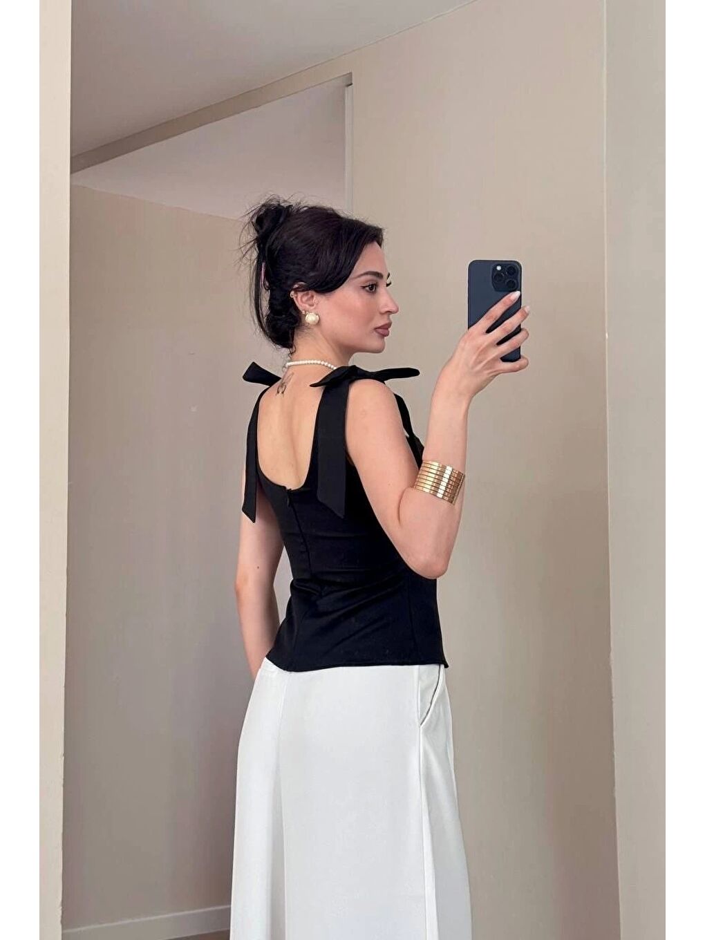 Kadın Siyah Fiyonklu Bluz 1041-2999-1