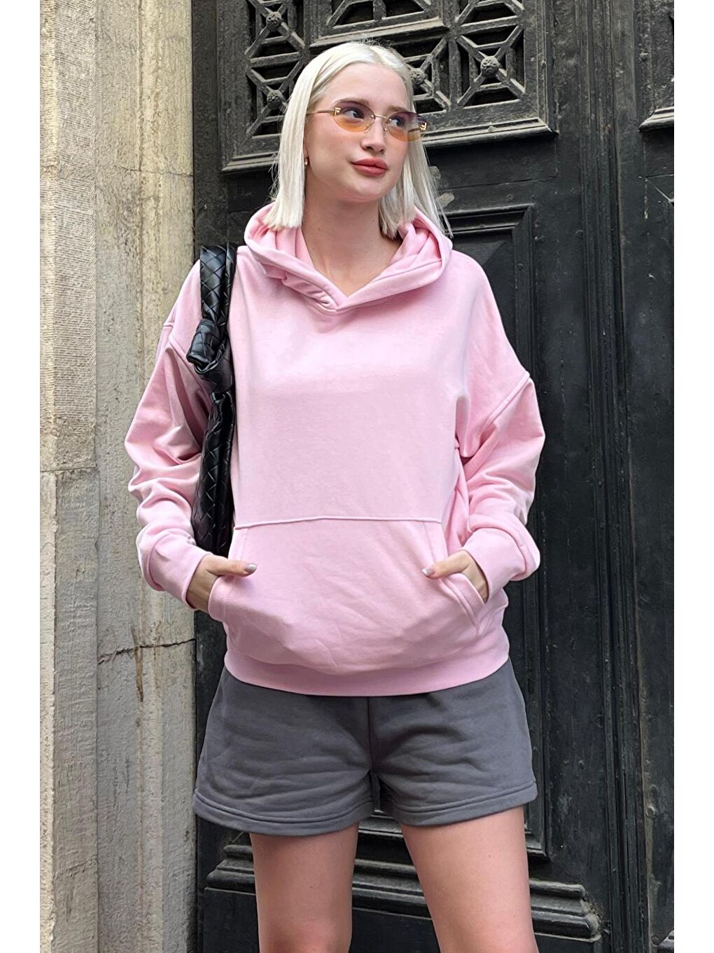 Madmext Pembe Kapüşonlu Oversize Cepli Sweatshirt MG2207