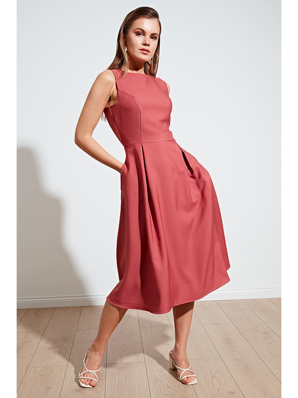 Pembe Regular Fit Bisiklet Yaka Cepli Pileli Midi Boy Kadın Elbise 6111963-2