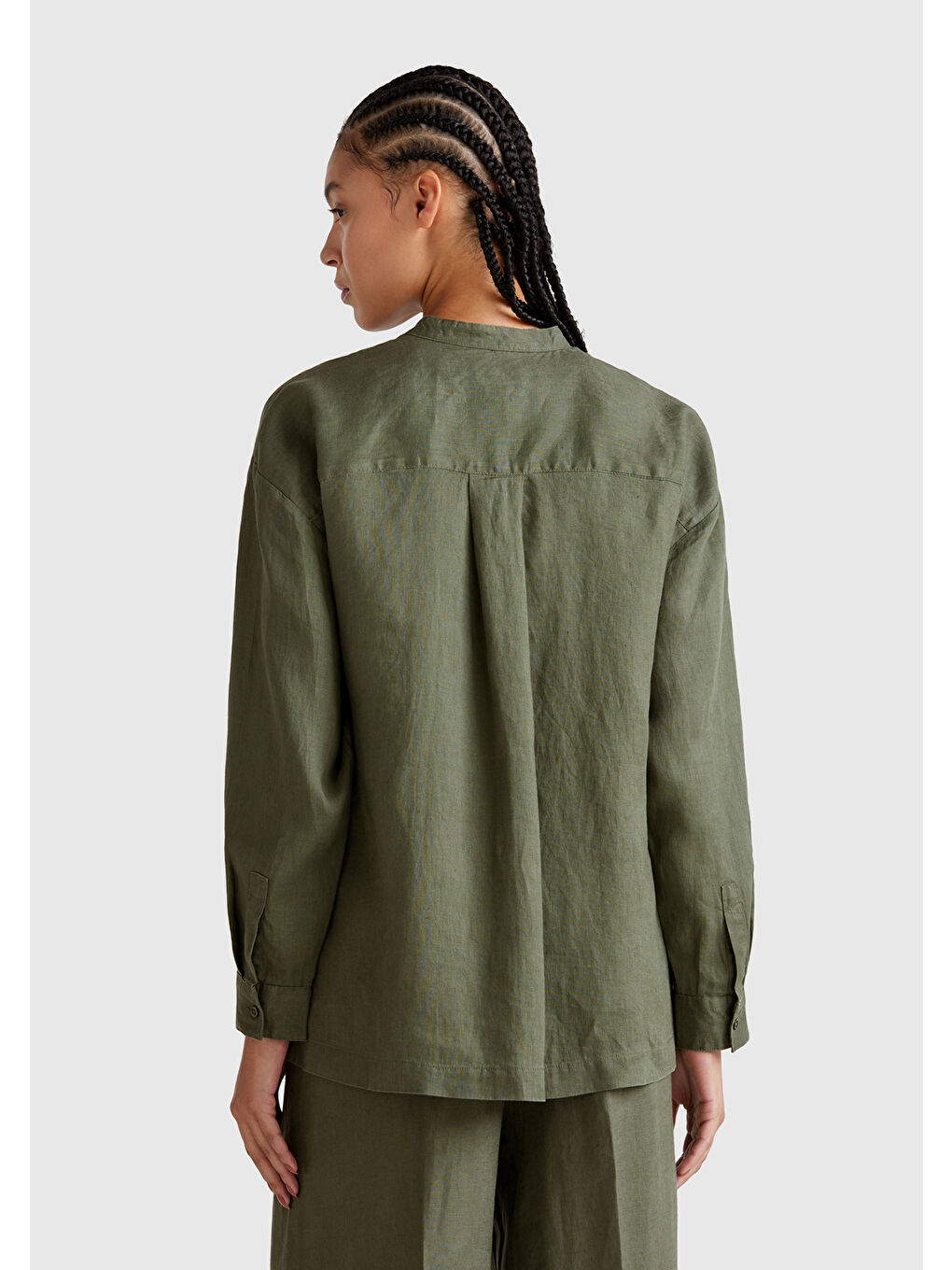Kadın Haki %100 Keten Sol Önü Cepli Oversize Mandarin Yaka Gömlek-2