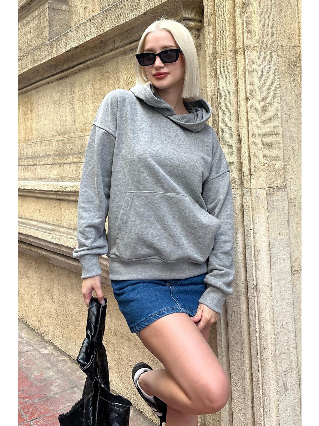 Madmext Gri Melanj Grimelanj Kapüşonlu Oversize Cepli Sweatshirt MG2207