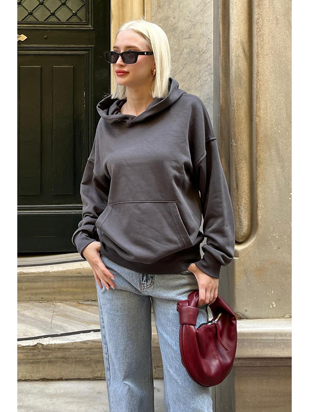 Madmext Füme Kapüşonlu Oversize Cepli Sweatshirt MG2207 - 3