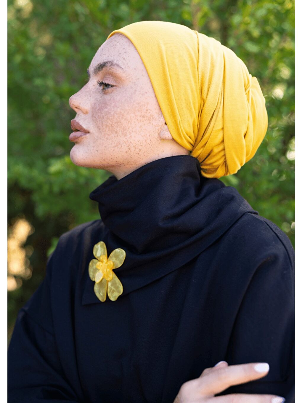 Siyah Sweatshirt Kemik Broş-8