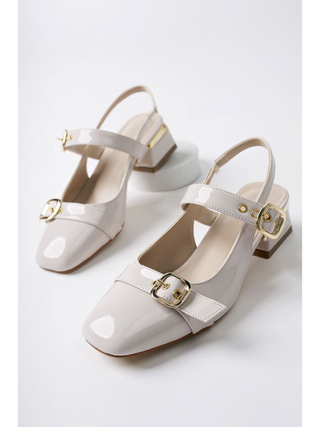 Bej YUQİ Arkası Açık Küt Burun Çift Kemerli Kadın Günlük Klasik Kısa Topuklu Ayakkabı-3