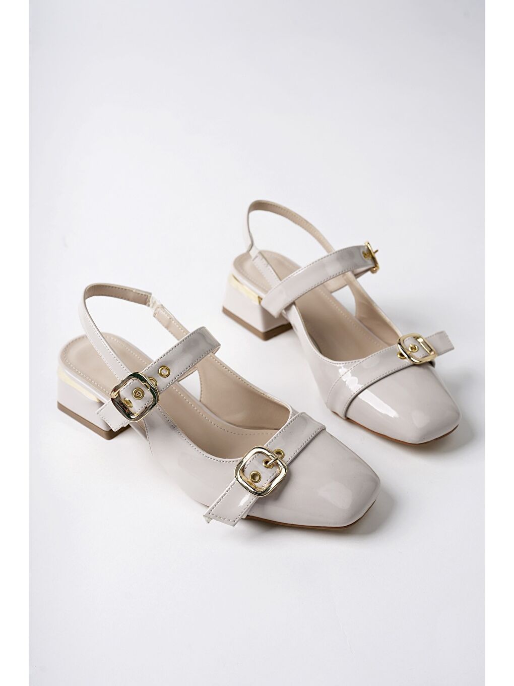 Bej YUQİ Arkası Açık Küt Burun Çift Kemerli Kadın Günlük Klasik Kısa Topuklu Ayakkabı-4