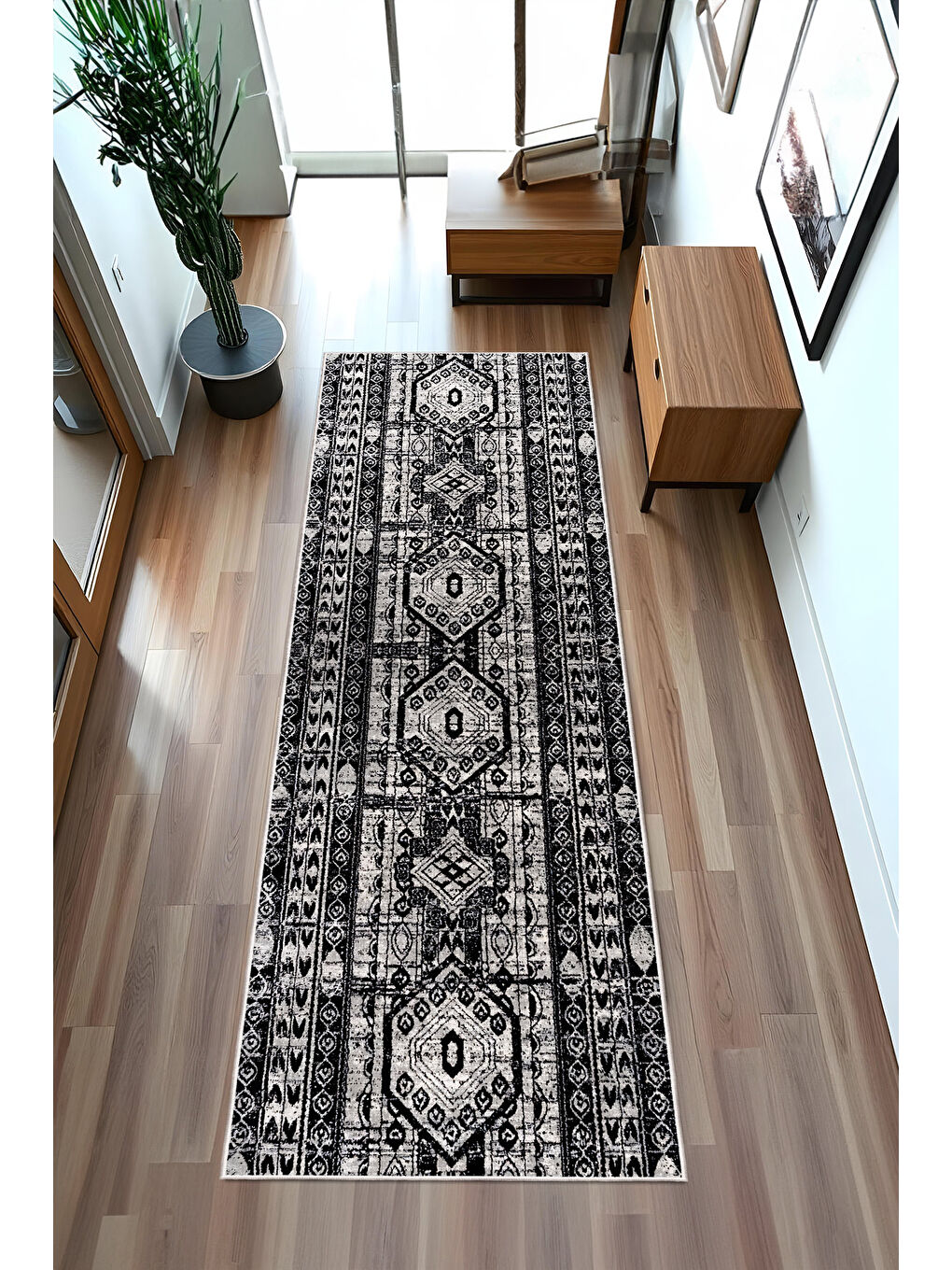 Siyah Dekoratif Özel Tasarım Yıkanabilir İnce Kaymaz Tabanlı Modern Halı KECE FR29-4