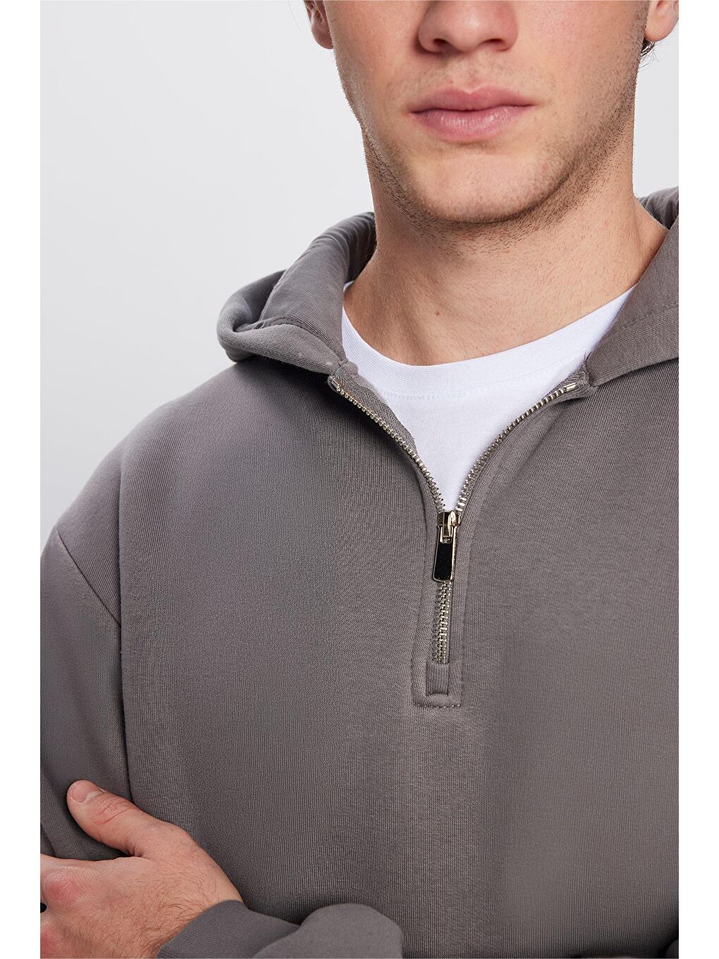 Unisex Relax Fit Rahat Kesim Pamuklu İçi Polarlı Yarım Fermuarlı Gri Kapüşonlu Erkek Hoodie-2