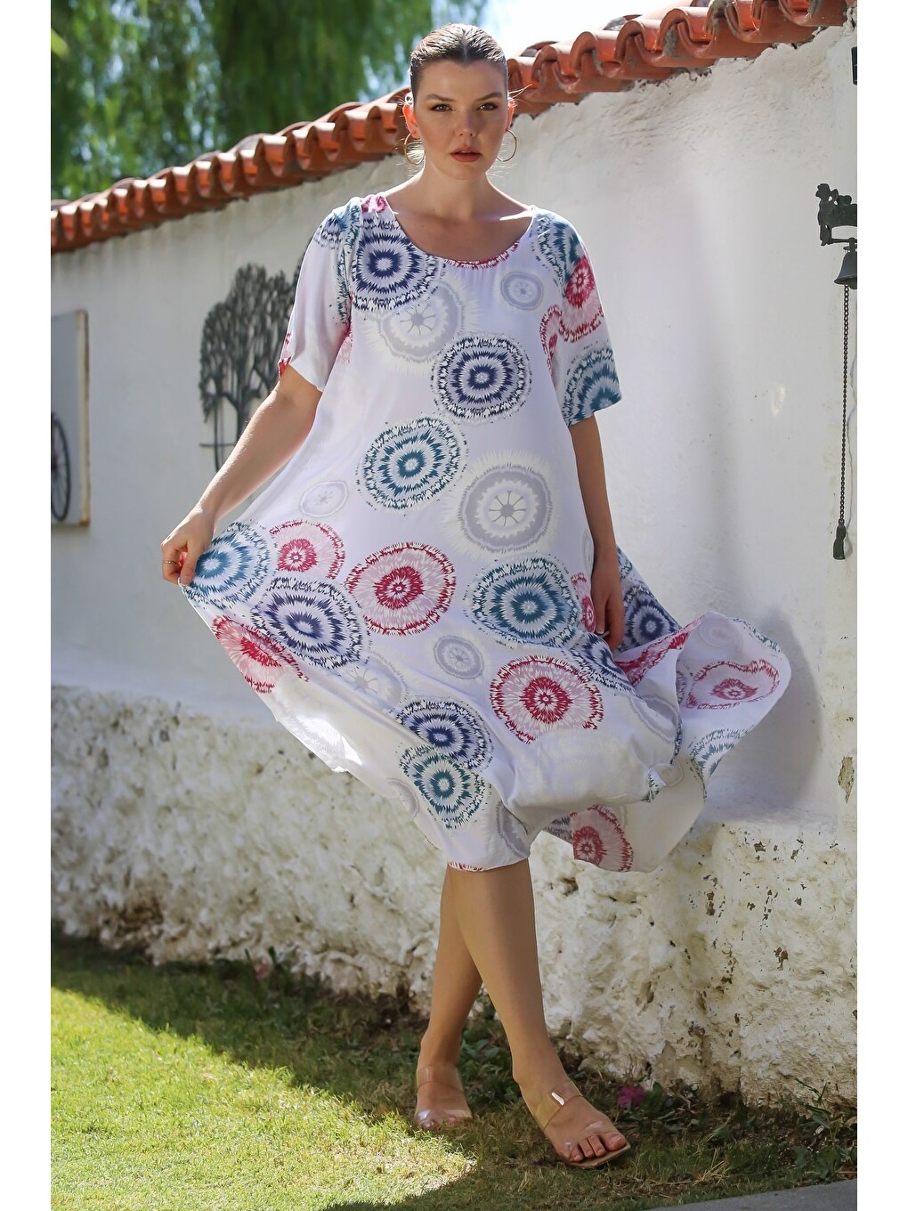 İtalyan Beyaz Havuz Yaka Kısa Kol Allover Baskılı Casual Oversize Dokuma Elbise 120 60-2