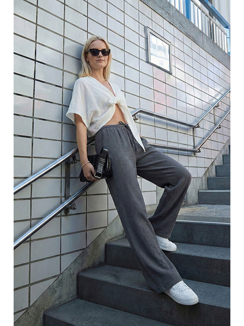 Antrasit Pamuklu Relaxed Fit Geniş Paça Müslim Kadın Pantolon 668YP5502