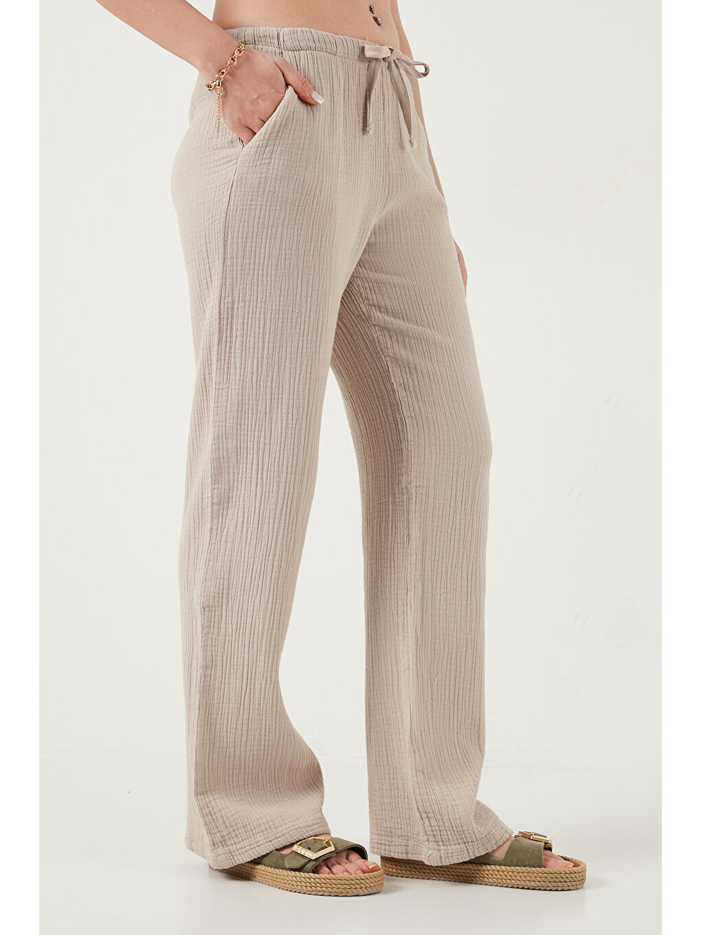 Bej Pamuklu Relaxed Fit Geniş Paça Müslim Kadın Pantolon 668YP5502-5