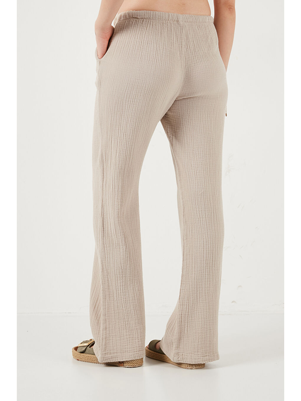 Bej Pamuklu Relaxed Fit Geniş Paça Müslim Kadın Pantolon 668YP5502-6