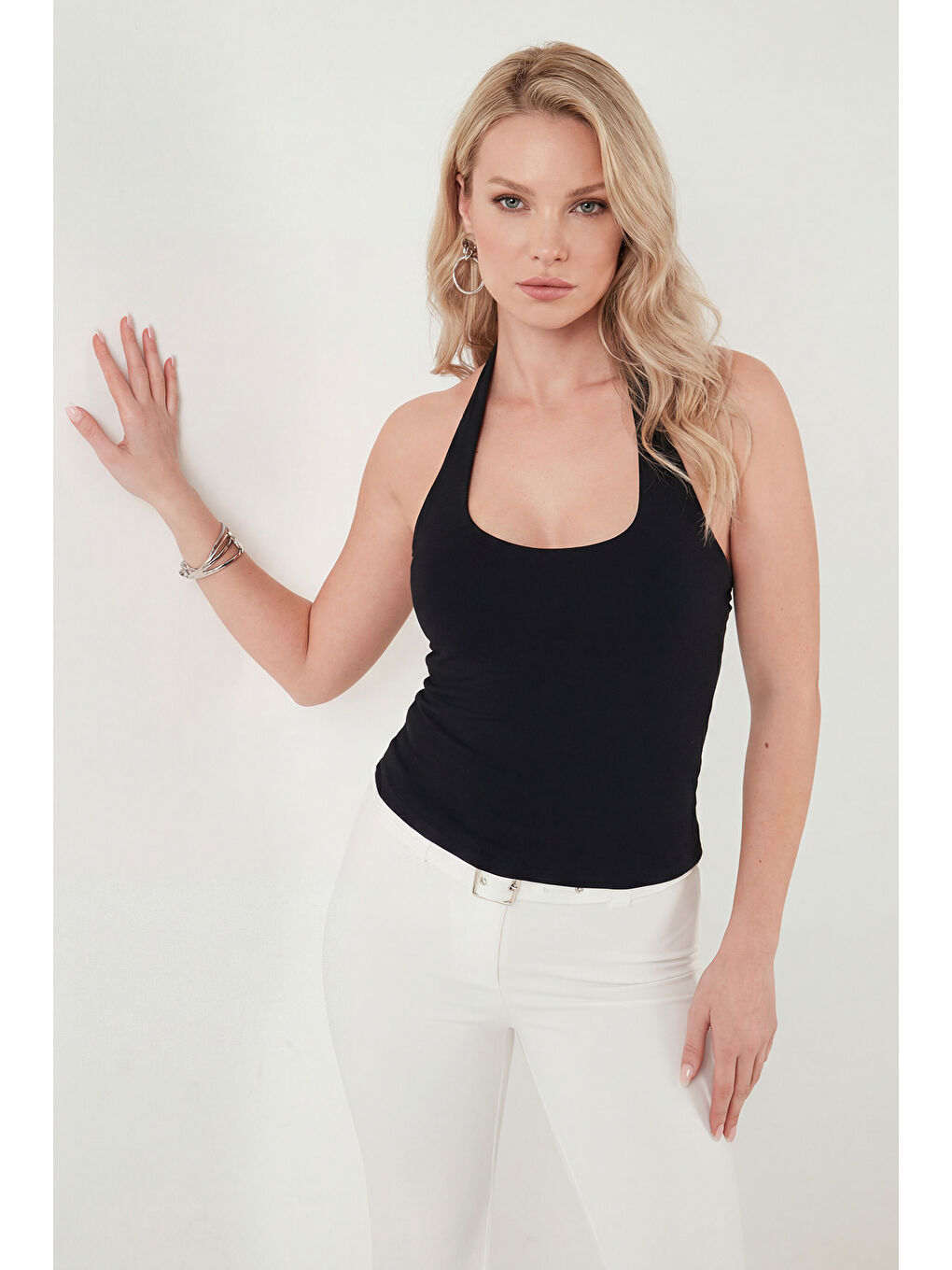 Siyah Slim Fit Halter Yaka Sırt Dekolteli İkili Paket Bluz 5866664-4