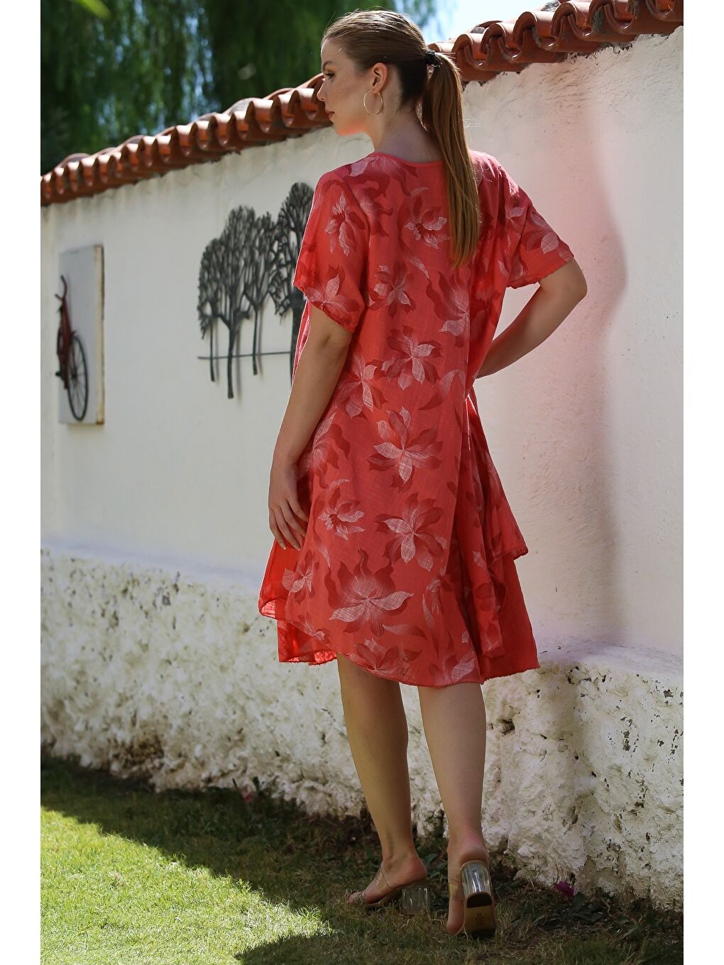 Kırmızı İtalyan Narçiçeği Havuz Yaka Kısa Kol Çiçekli Casual Oversize Dokuma Elbise 110 70-7