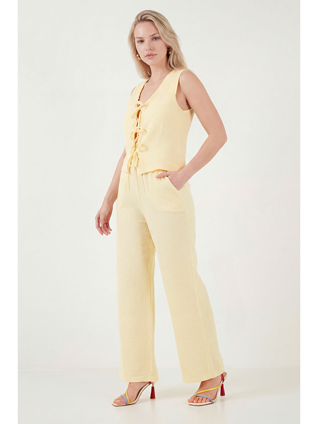 Sarı Pamuklu Regular Fit Bağlama Detaylı Alt-Üst Müslin Takım 5866660-2