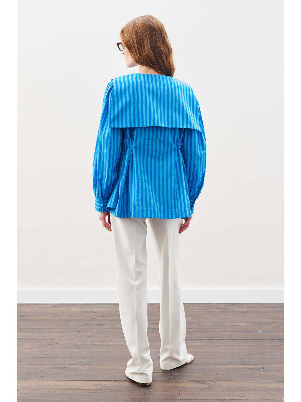 Geniş Yakalı Kuşaklı Gömlek Mavi Çizgili-5