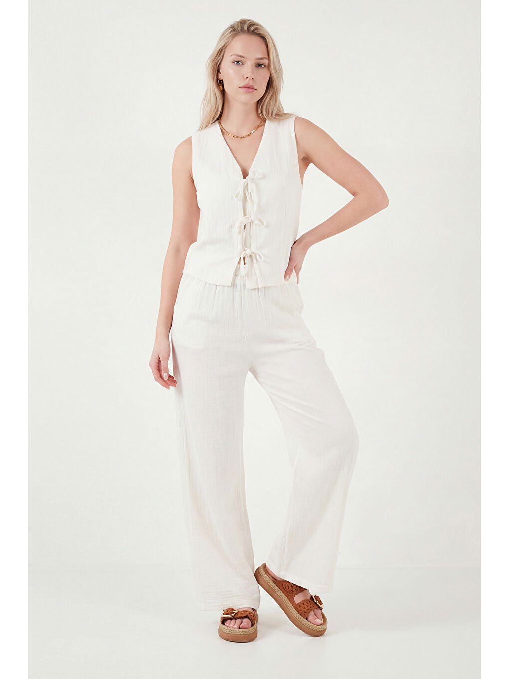 Ekru Pamuklu Regular Fit Bağlama Detaylı Alt-Üst Müslin Takım 5866660-3