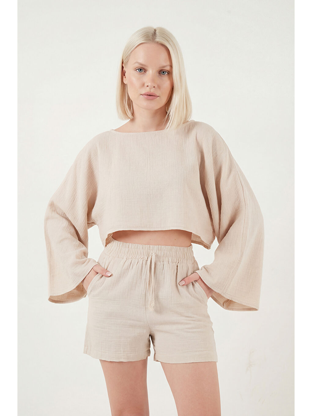 Bej Pamuklu Comfort Fit Yuvarlak Yaka Şortlu Kadın Müslim Takım 5866317-3