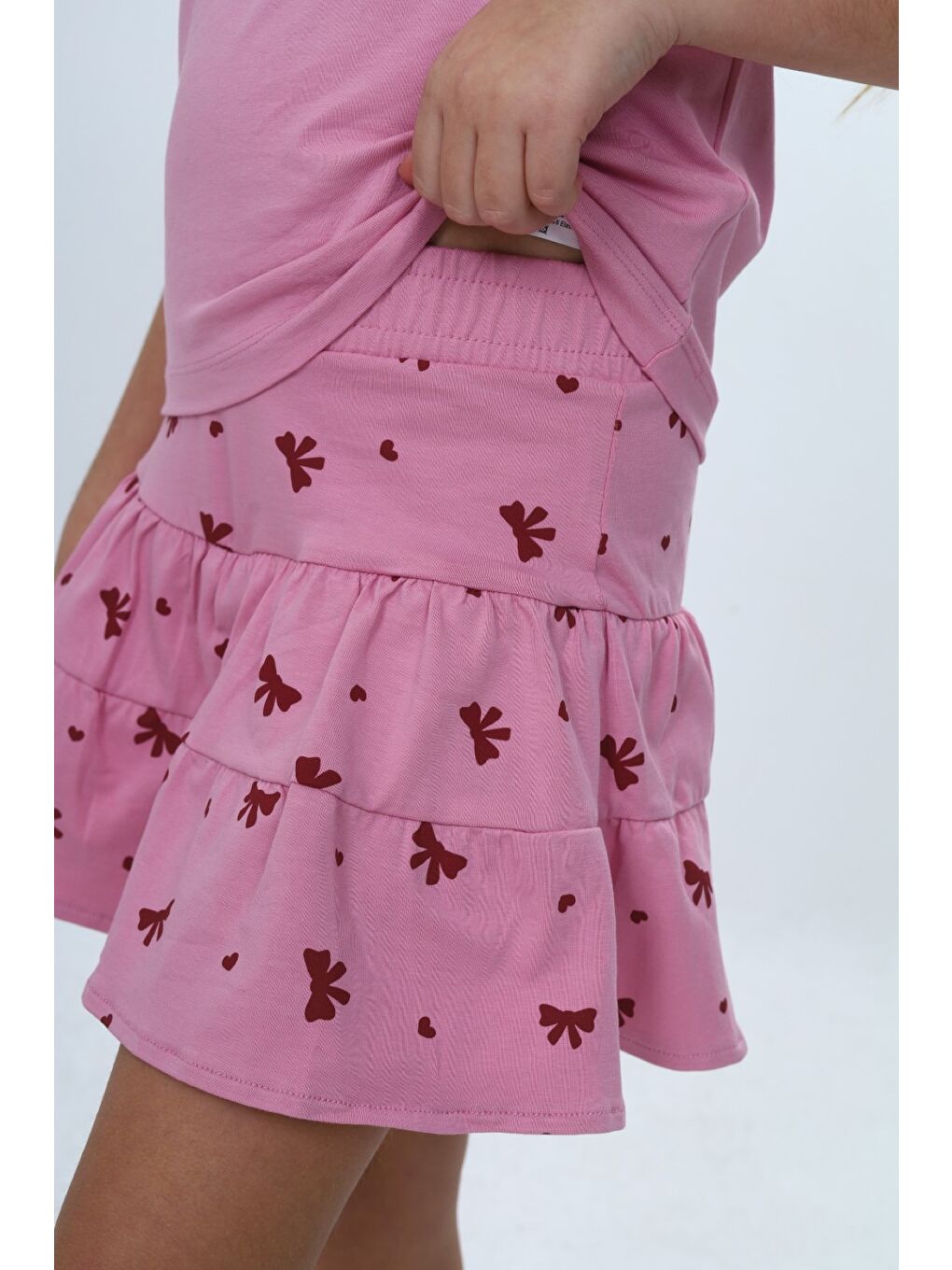 Pembe Kız Çocuk 2'li Takım Bisiklet Yaka Kısa Kollu Baskılı Tişört - Beli Lastikli Baskılı Şort Etek 24-6