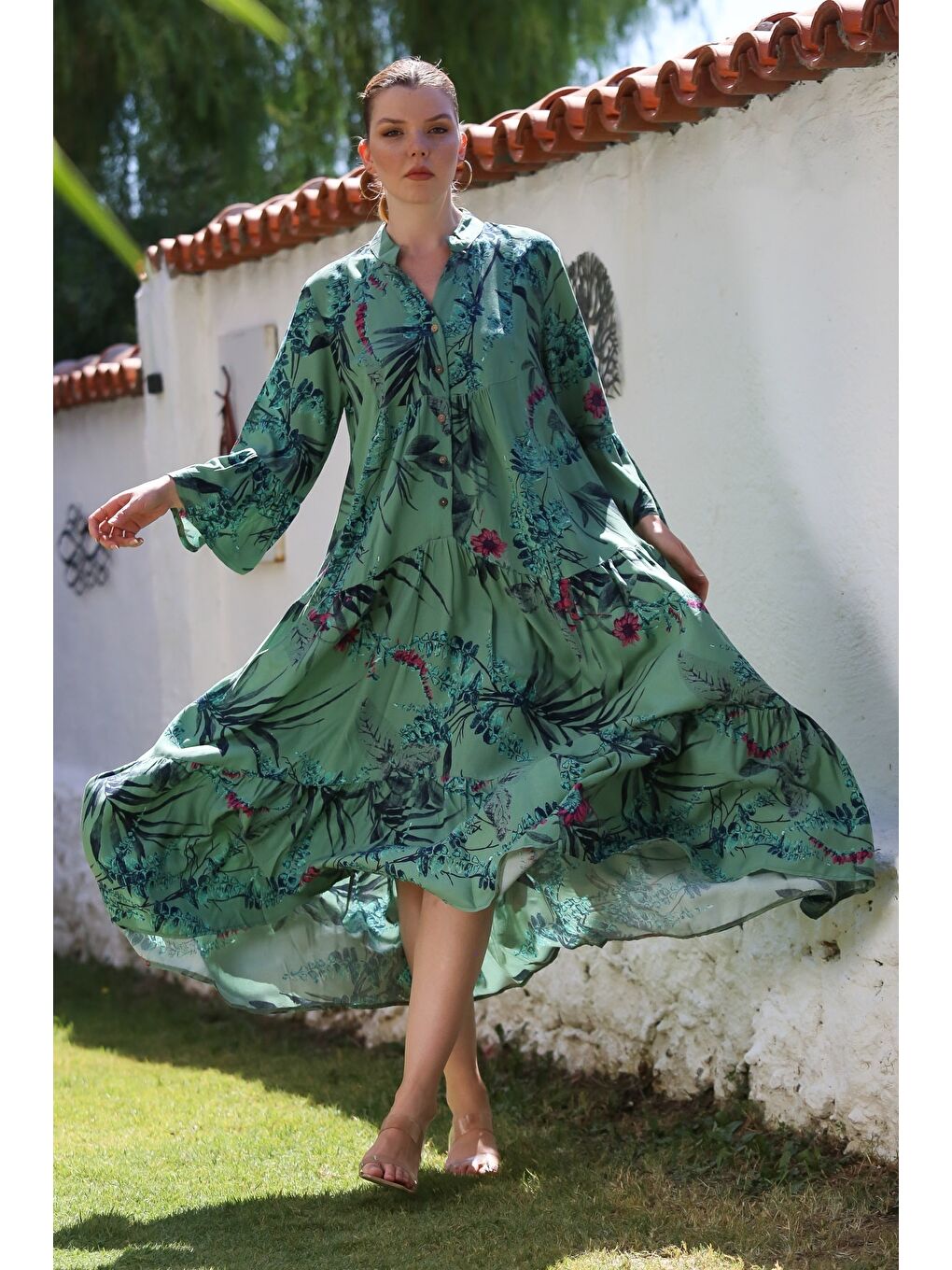 Yeşil Hakim Yaka Fırfırlı Kol Çiçekli Düğmeli Eteği Fırfırlı Allover Baskılı Dokuma Elbise 130 58-2