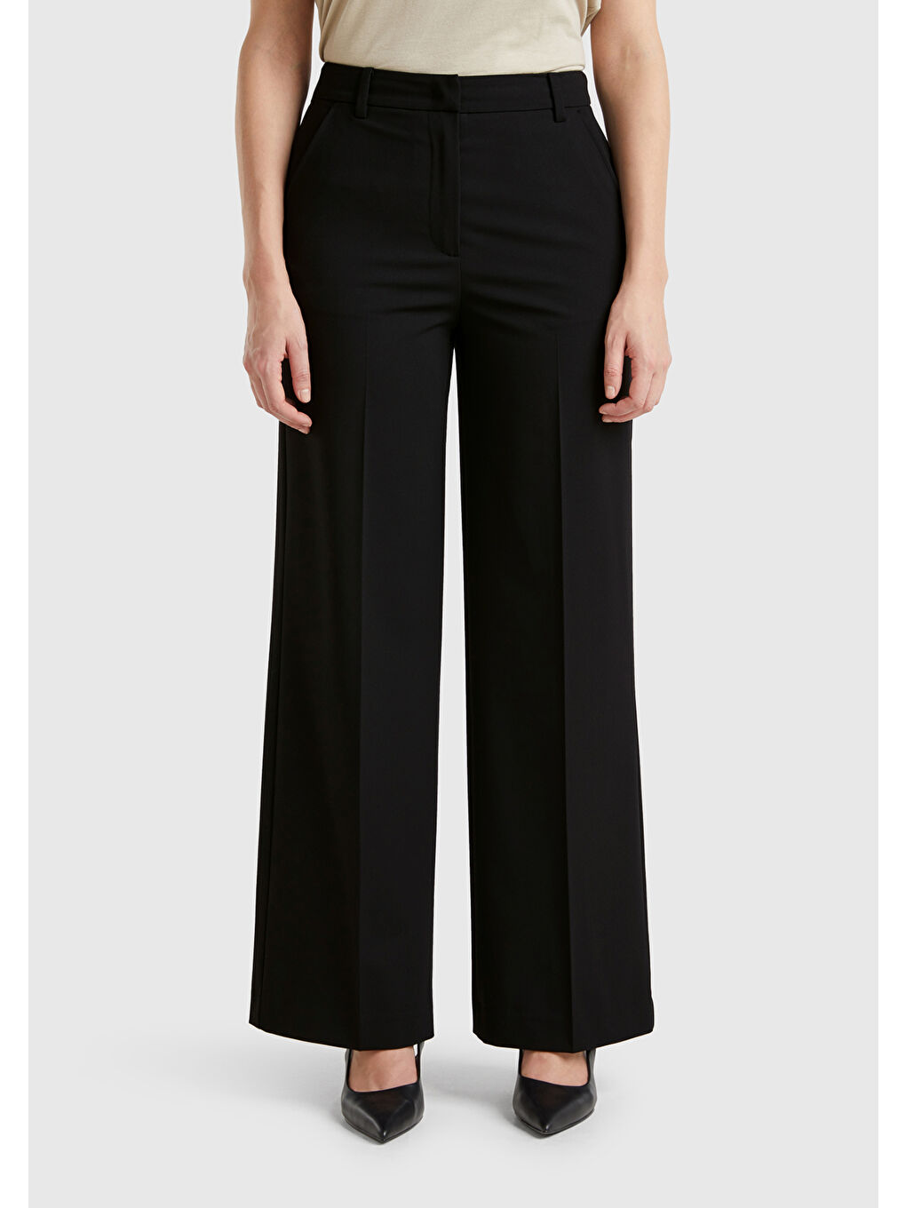 Kadın Siyah Streç Kumaşlı Yüksek Bel Wide Leg Pantolon