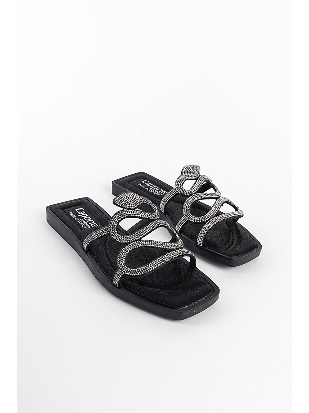 Siyah Taşlı Terlik